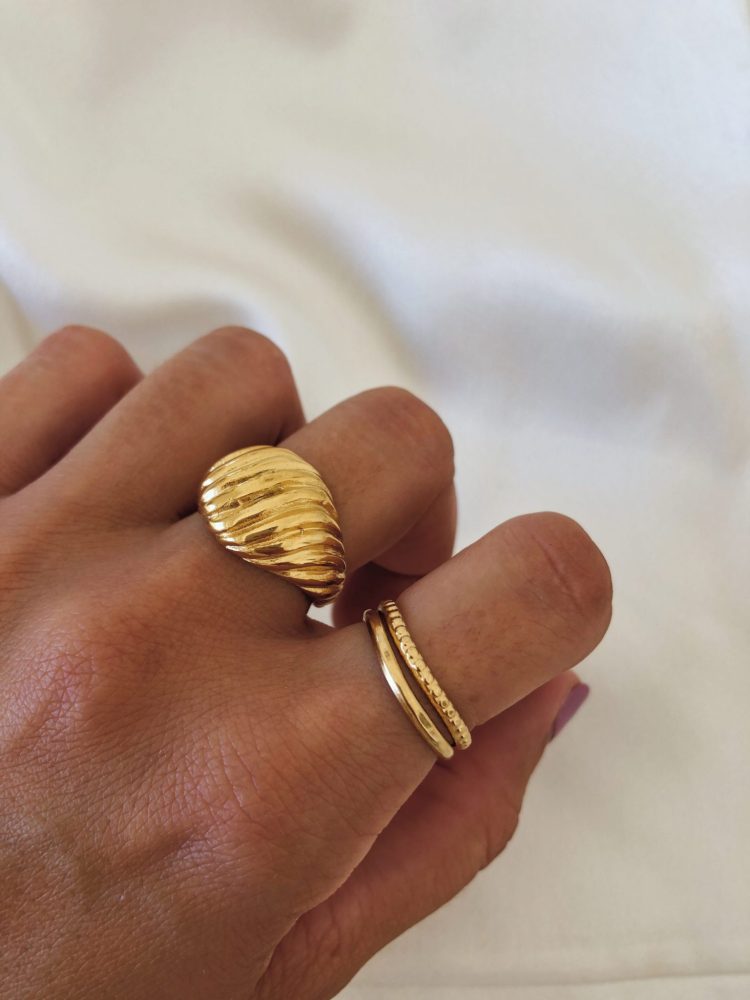 Anillo GOLD WAVE