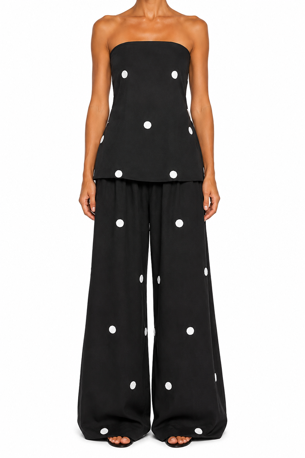 Conjunto Lunares — El que te hace girar cabezas