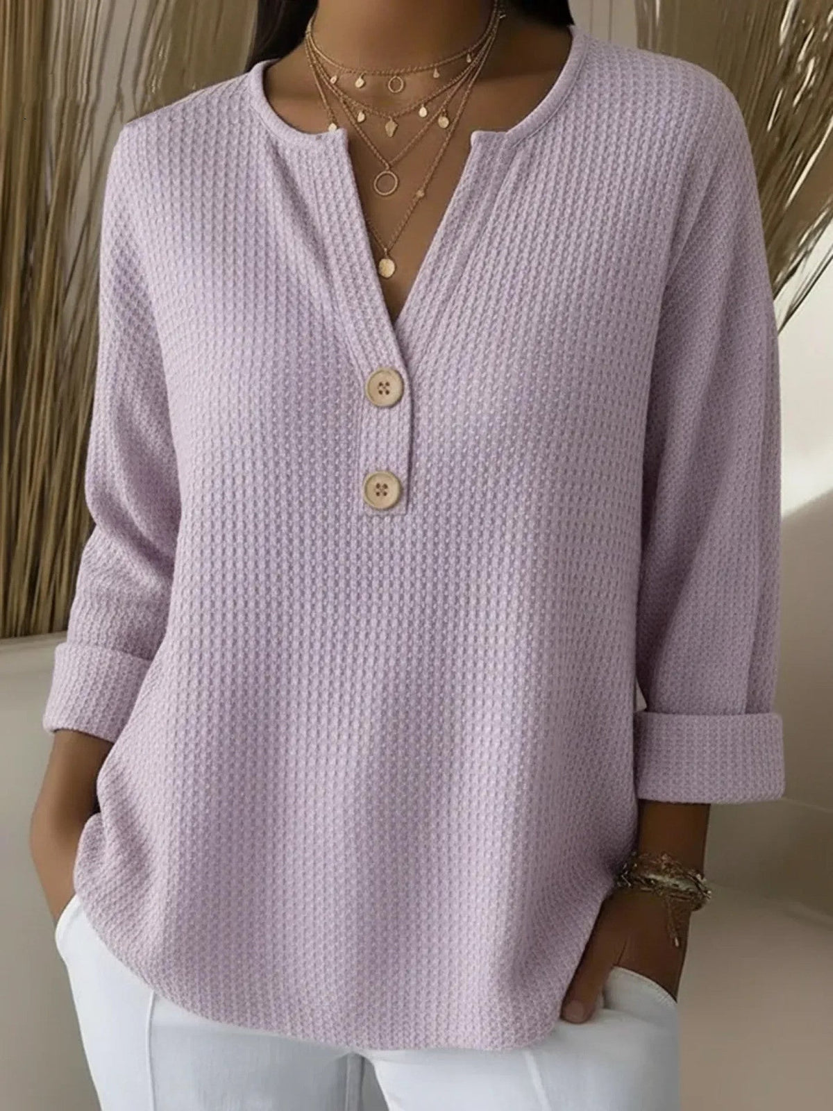 Lucía — Camiseta Henley Gofrada