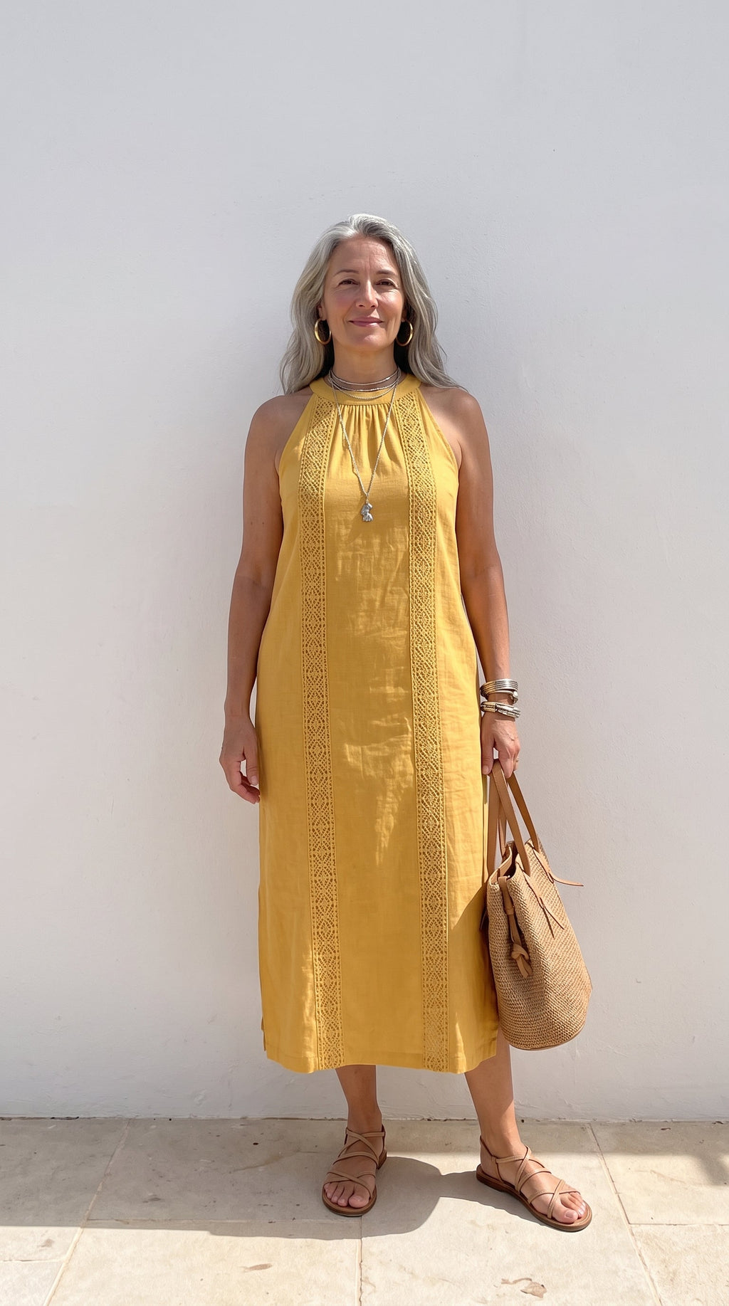 Sofía — Vestido Midi de Lino en dorado